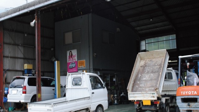 どのような車でも対応できる工場です。