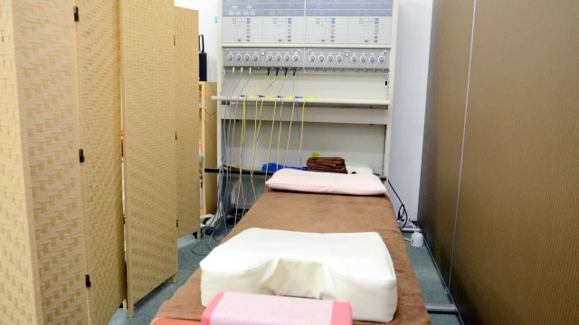 低周波治療器や超音波治療器などもご用意しております。